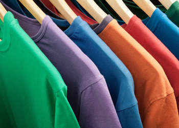 O vânzare de tricouri este una dintre ideile noastre preferate de strângere de fonduri.