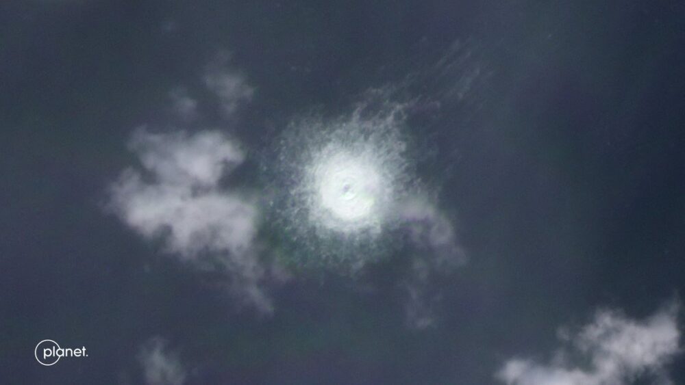 تصاویر ماهواره ای از پارگی خط لوله گاز نورد استریم در دریای بالتیک، 26 سپتامبر 2022