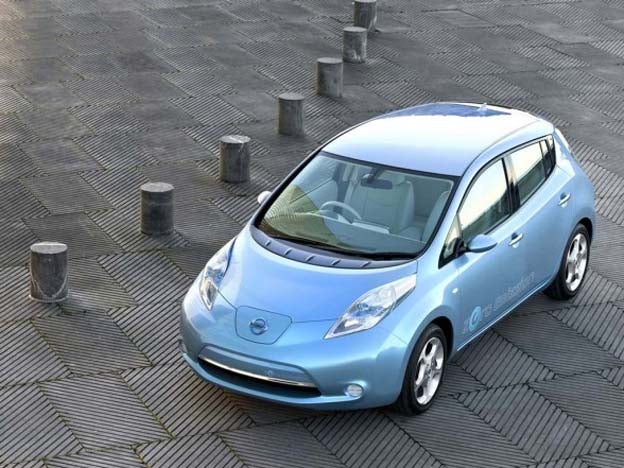 Nissan Leaf 2011 года