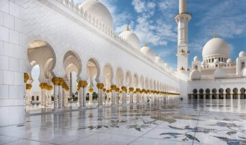 Abu Dhabi crea l'organizzazione MEAACBA per organizzare e regolamentare le criptovalute