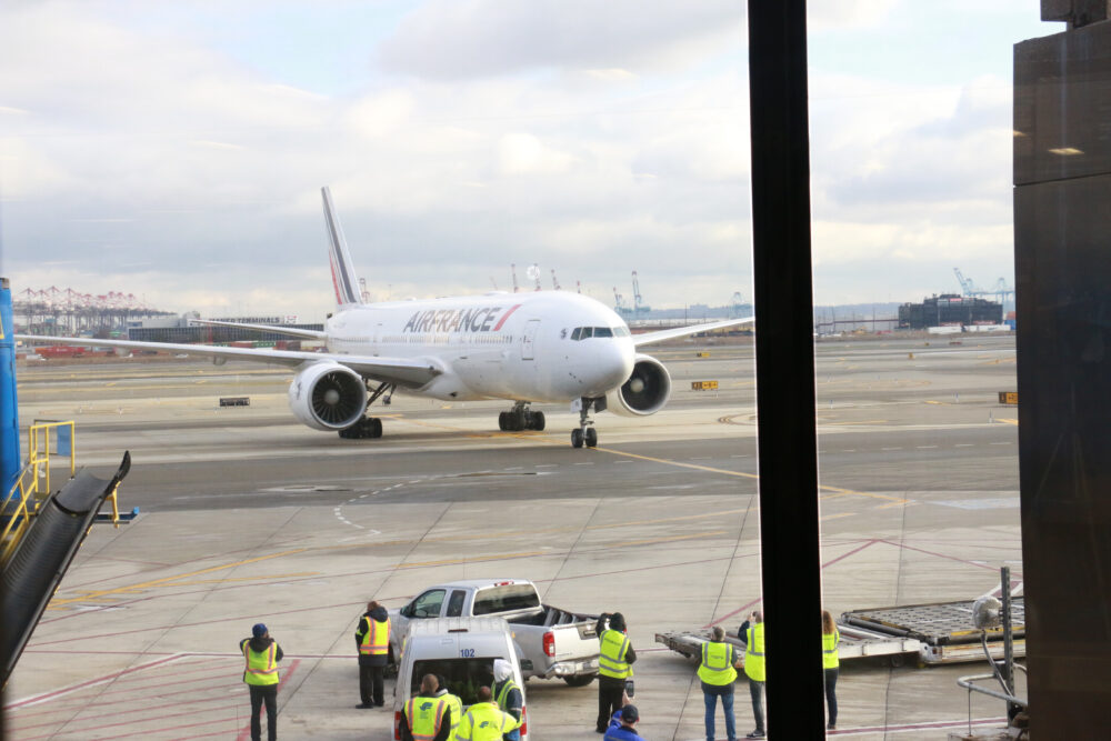 Air France Returns to Newark