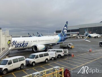 Alaska Airlines MAXiin!