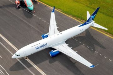 استحوذت شركة AviaAM Leasing على طائرتين أخريين من طراز Boeing 737-800 لتحويل الركاب إلى طائرات شحن
