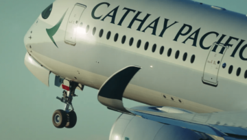 Cathay Pacific przeprasza za zablokowanie na wiele godzin drogi kołowania w Manchesterze, co spowodowało odwołanie lotów Brussels Airlines i TUI