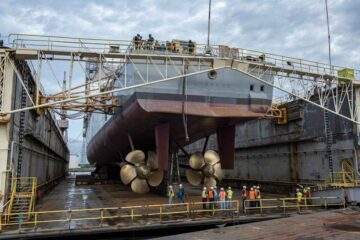 Kongress ehitab tugevamat laevastikku kui merevägi