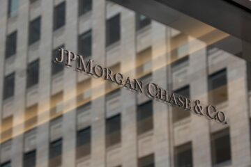 Manajemen Aset JPMorgan, Trovata berkolaborasi dalam investasi korporat
