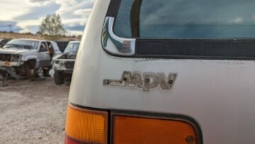 Junkyard Gem: 1990 Mazda MPV 4WD