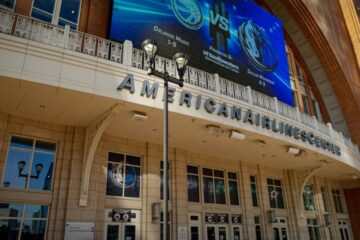 Власник Mavericks хоче нову арену в центрі казино, якщо Техас розширить азартні ігри