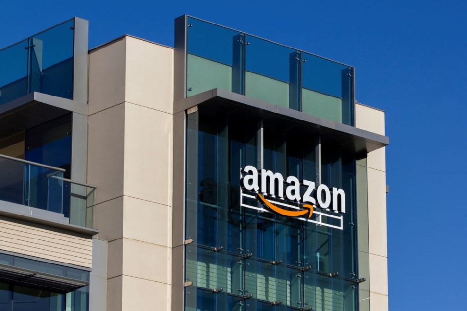 Amazon, andra amerikanska teknikföretag, kapade jobb