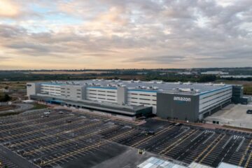 Amazon UK Warehouse Stängningar sätter 1,200 XNUMX jobb i riskzonen