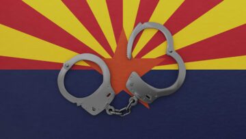 Agente de detenção da prisão do Arizona é preso por traficar metanfetamina e fentanil