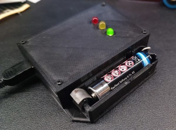 Ελεγκτής μπαταρίας AA με LED – Arduino Nano #3DThursday #3DPprinting