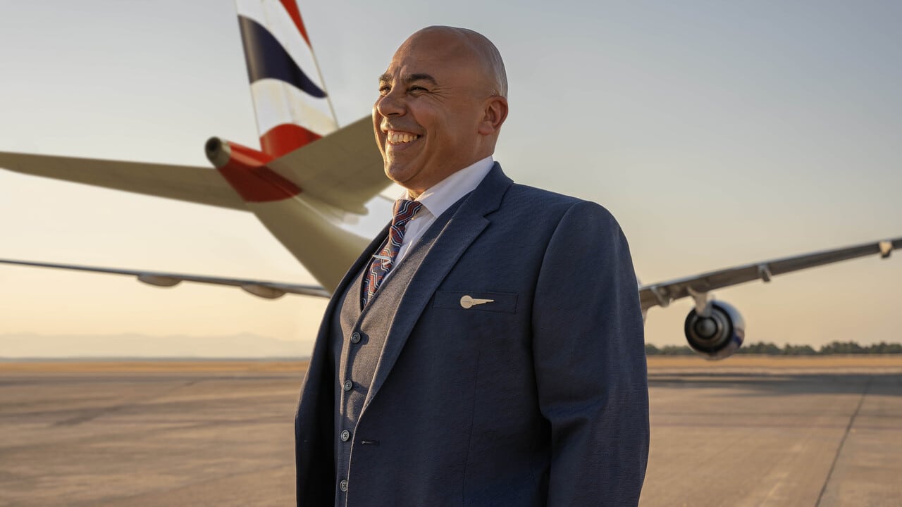 British Airways presenterar ny uniform för frontlinjearbetare