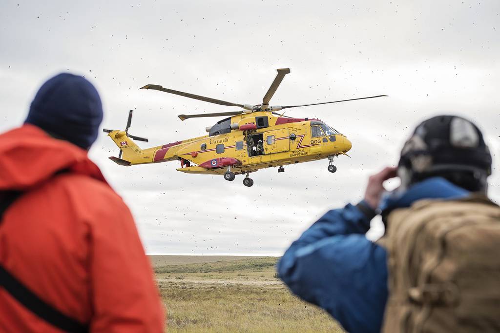 Canada se mută pentru a reconstrui flota de elicoptere de căutare și salvare