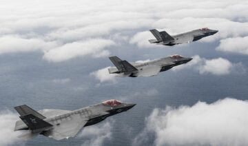Kinesiske dele i F-35 fremhæver tendensen i den amerikanske forsvarssektor