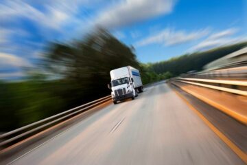 Atualização do relatório de estado da logística do CSCMP: 3PLs, transportadores navegam em um reequilíbrio de oferta e demanda