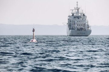 ヨーロッパ人は、ドローンとセンサーを使って海底の脅威との戦いに乗り出します