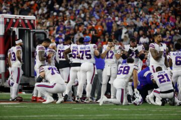 Fanáticos de la NFL donnent des millions de dollars pour protéger la sécurité de los Bills Damar Hamlin, tras su hospitalización