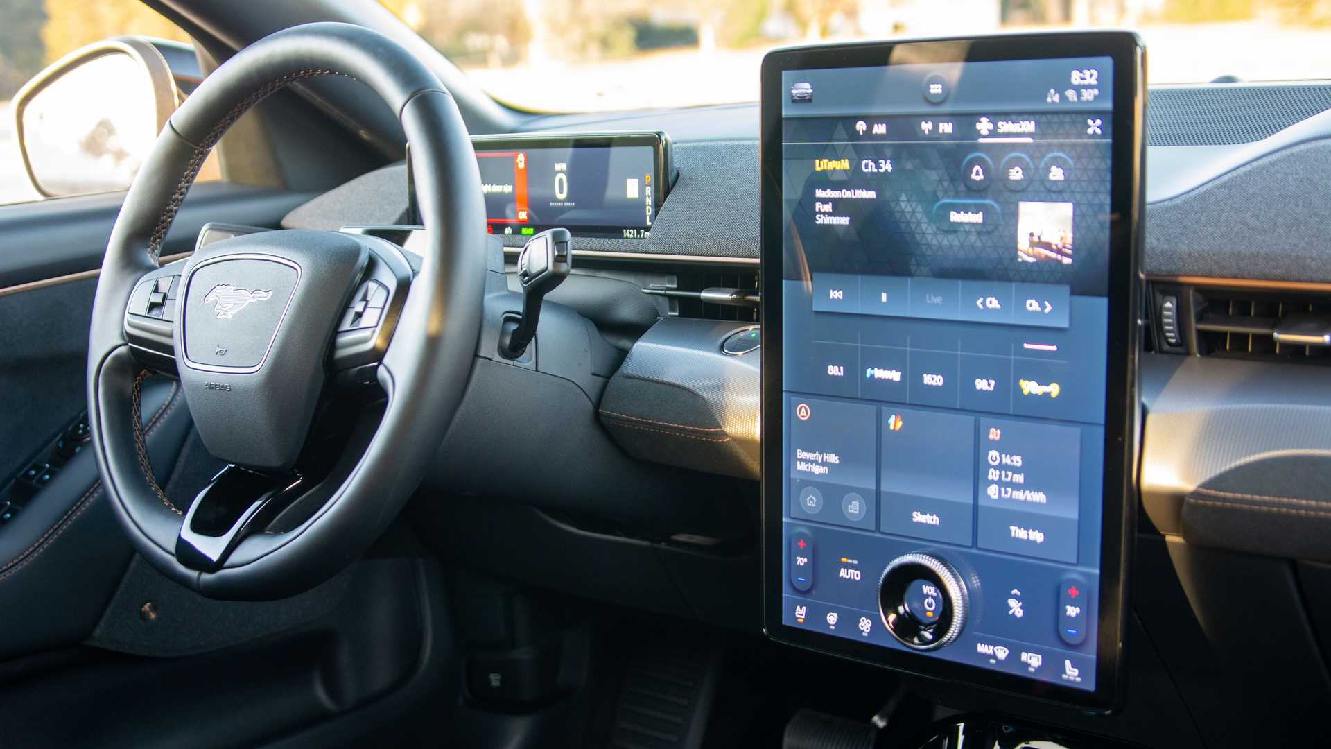 Ford Mustang Mach-E Lautstärkeregler kann jetzt Temperatur, Lüfter und mehr steuern