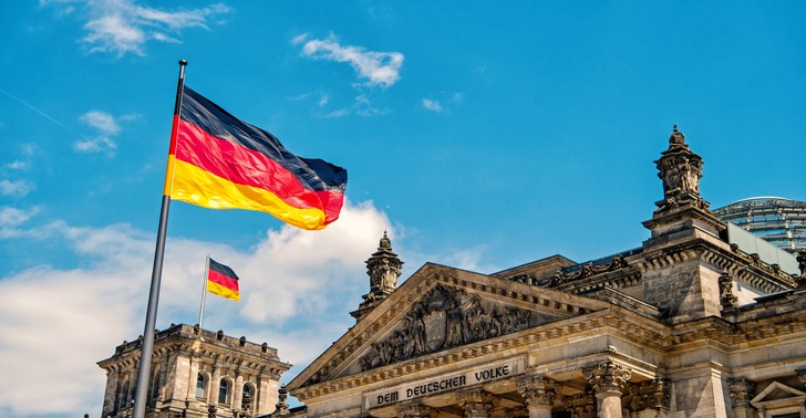 Comerțul electronic german scade cu 5%.
