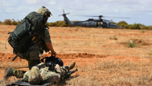 HH-60W, 아프리카에 처녀 배치하는 동안 첫 전투 CASEVAC 수행