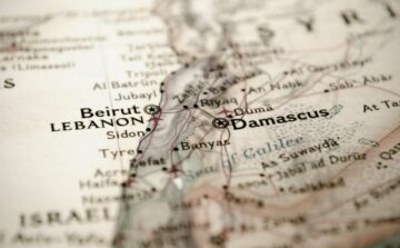 Israel truer med at bombe kritiske aktiver i Libanon