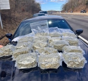 Knoxville Police arrest Michigan man found with 19 pounds of marijuana