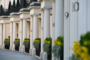 London's luxury home sellers turn to WhatsApp as private sales surge