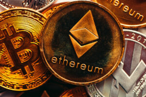 ตลาด: Bitcoin ลดลง แต่ถือไว้เหนือ 23,000 เหรียญสหรัฐ, Ether ลดลง, รูปหลายเหลี่ยมได้กำไรมากที่สุดใน 10 อันดับแรก