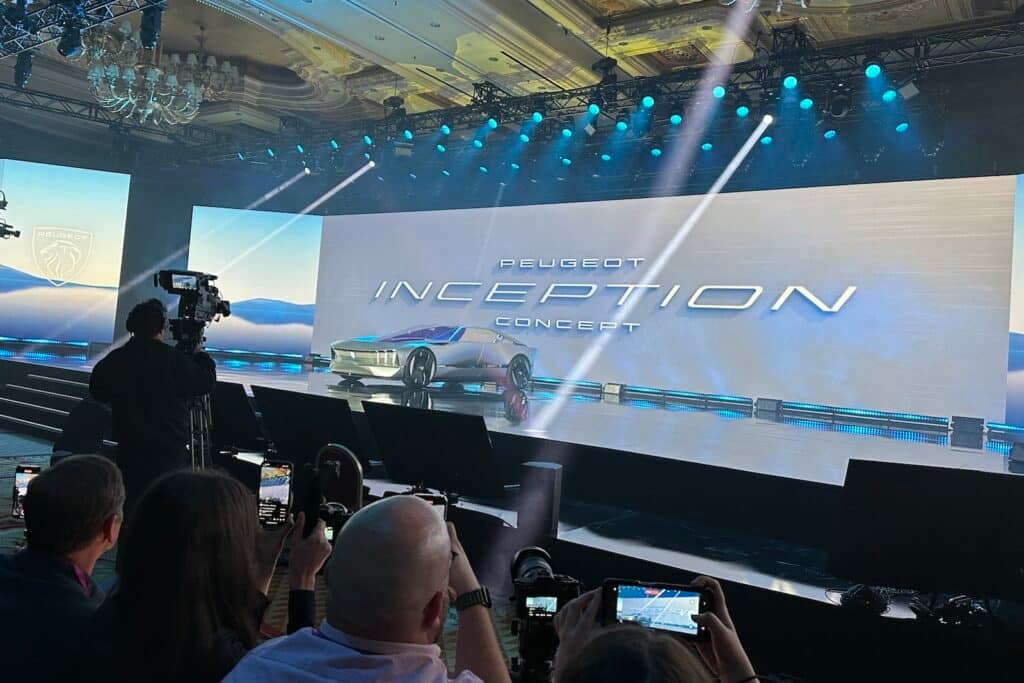 Peugeot представляет электрический концепт Inception на выставке CES 2023