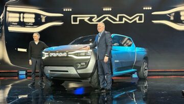 Ram giới thiệu chiếc xe bán tải chạy hoàn toàn bằng điện đầu tiên với Ram Revolution Concept