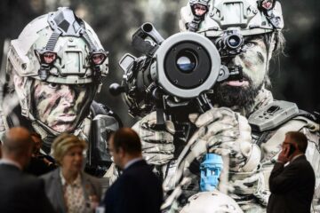 يتطلع رؤساء صناعة الدفاع السويديون إلى أرباح أعمال الناتو