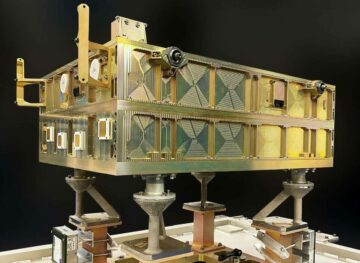 Terran Orbital, ABD askeri takımyıldızı için Lockheed Martin'e 10 uydu otobüsü teslim etti