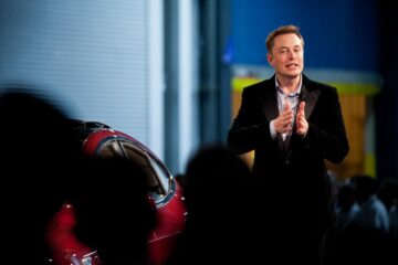 Німецький завод Tesla зазнав критики через домагання до праці