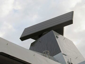 Thales se adjudicó un contrato de servicio para respaldar los radares navales de la OTAN
