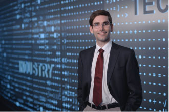 Tomás Palacios named director of MIT’s Microsystems Technology Laboratories