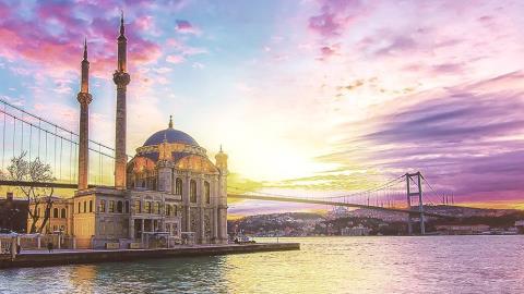 يُكمل البنك المركزي التركي أولى معاملات البنك المركزي التركي التجريبية