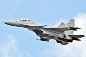 Två indiska militärjetplan kraschar efter kollision i luften