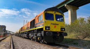 إطلاق خدمة الشحن بالسكك الحديدية في المملكة المتحدة بواسطة شركة Freightliner