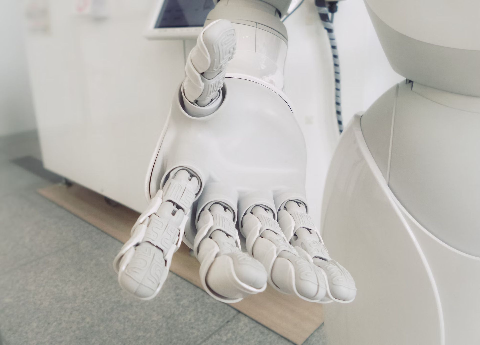 Akıllı robot teknolojisi nedir: Faydaları ve zorlukları