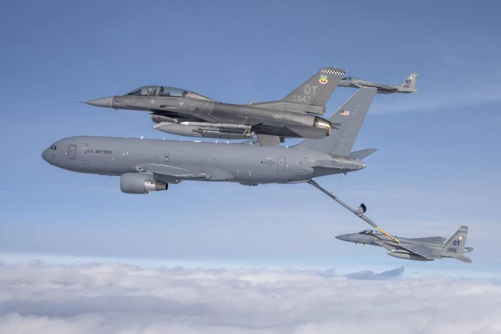 Sau con đường dài và tốn kém, Lực lượng Không quân hài lòng với hệ thống quan sát KC-46 mới