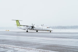 Az airBaltic elbúcsúzik flottája utolsó Bombardier Q400-asától