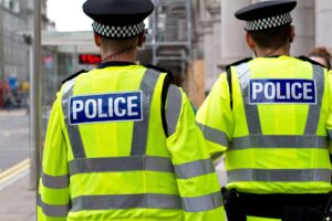 Britannian poliisi löysi 6,000 XNUMX kannabiskasvia hylätyltä rengastehtaalta