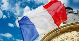 Электронная торговля во Франции в 147 году составила 2022 миллиардов евро.
