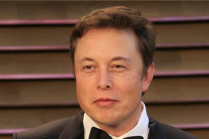 Elon Musk ja Tesla hoiavad endiselt mõnda BTC-d küljel
