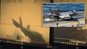 F-35C Acidente no USS Carl Vinson causado por erro do piloto após 'Sierra Hotel Break'
