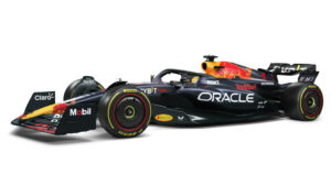 F1 meister Red Bull avalikustab 2023. aasta auto ja tähistab Fordi partnerlust