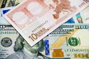 Forex Today: Forța dolarului american continuă pe fondul economiei americane rezistente