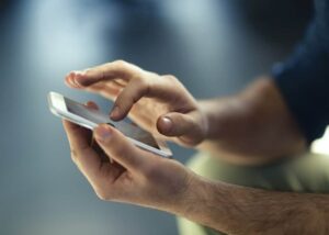 Hur du frigör din telefon: Skydda din integritet och säkra dina samtal
