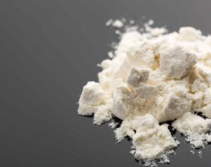 Lucy a Health Canada-nál kokaint és heroint gyárt